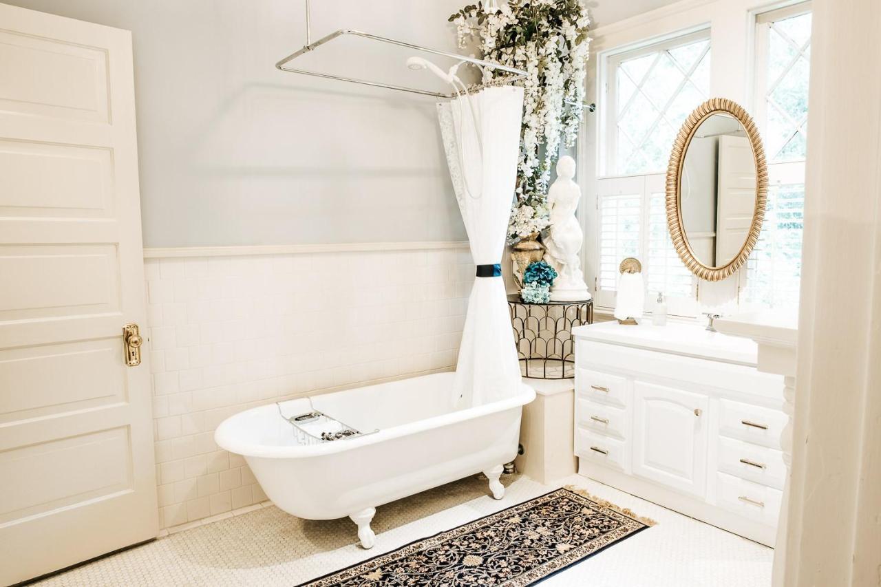 Heritage House Bed & Breakfast - Boutique Adults-Only Inn オペライカ エクステリア 写真