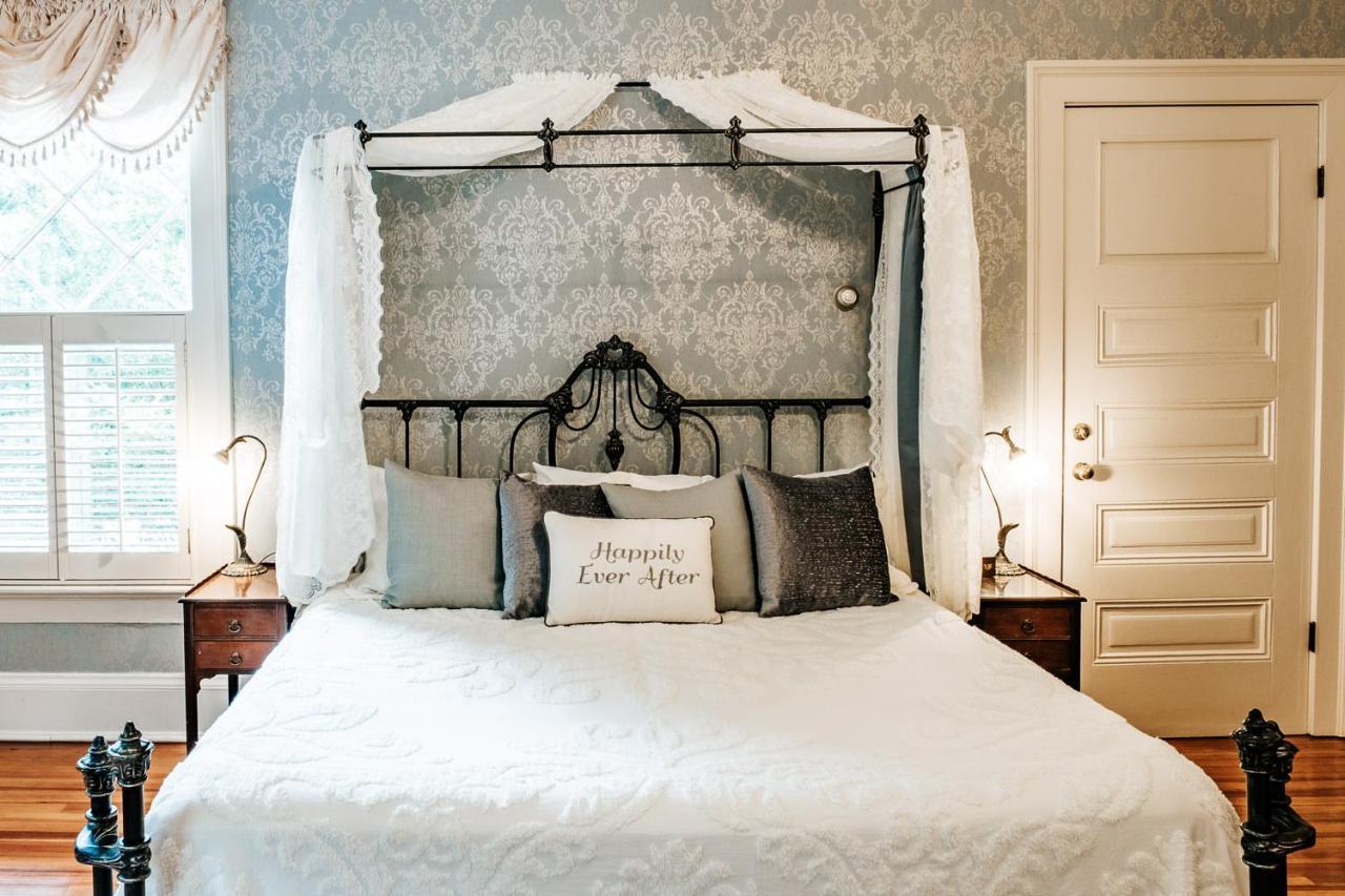Heritage House Bed & Breakfast - Boutique Adults-Only Inn オペライカ エクステリア 写真