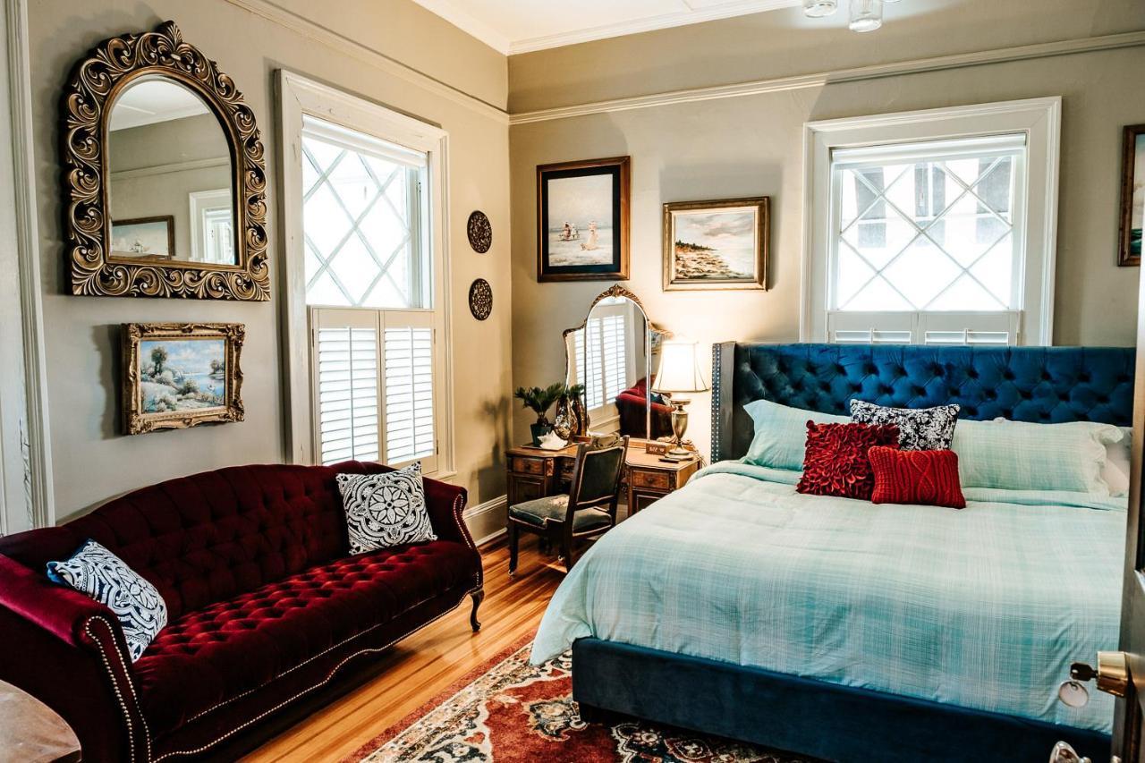 Heritage House Bed & Breakfast - Boutique Adults-Only Inn オペライカ エクステリア 写真
