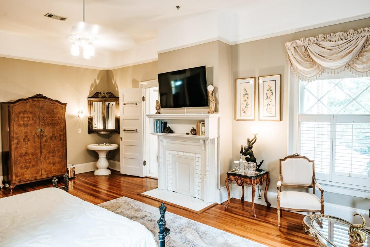 Heritage House Bed & Breakfast - Boutique Adults-Only Inn オペライカ エクステリア 写真