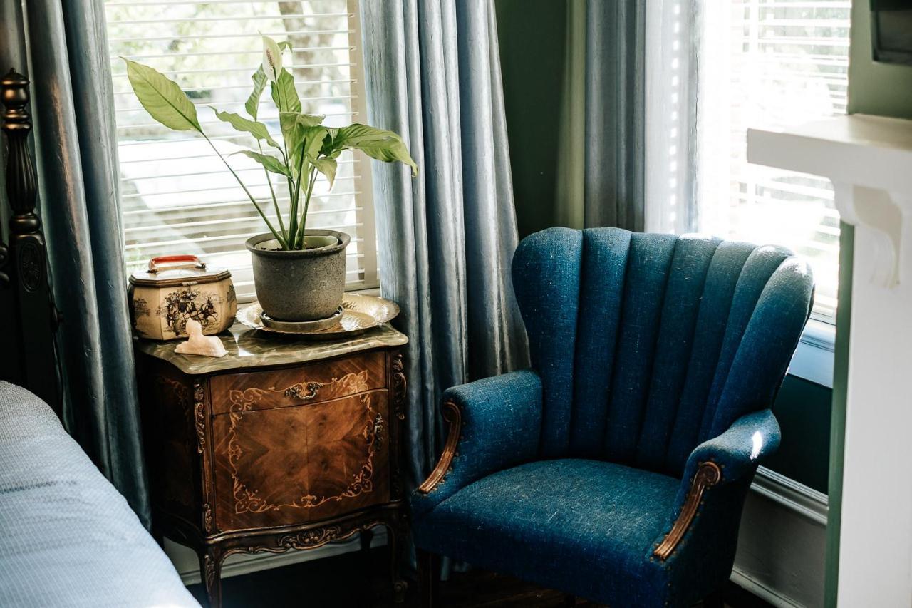 Heritage House Bed & Breakfast - Boutique Adults-Only Inn オペライカ エクステリア 写真